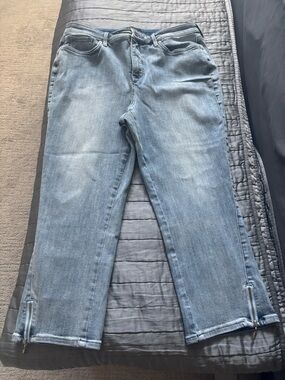 NYDY zipper detail capri
